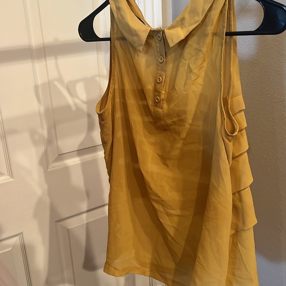 Mustard peter pan collared blouse from Forever 21 - Picture 2 of 3